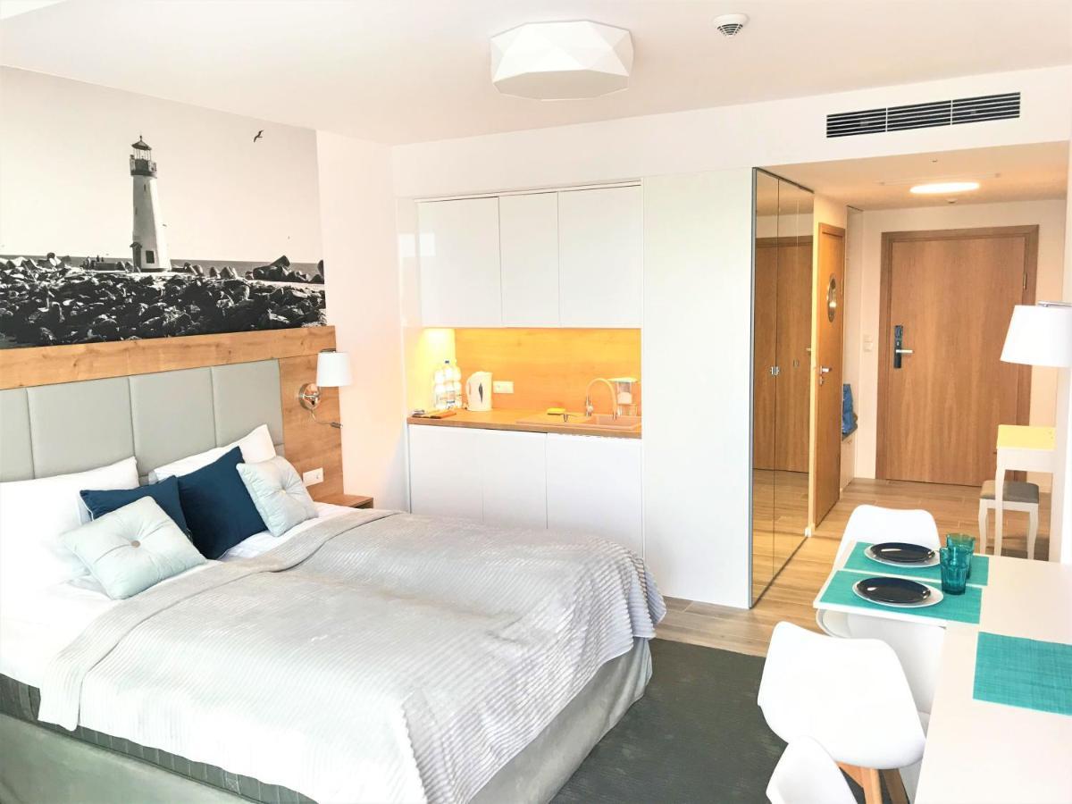 6 Pietro Seaside Apartment Kolobrzeg Ngoại thất bức ảnh