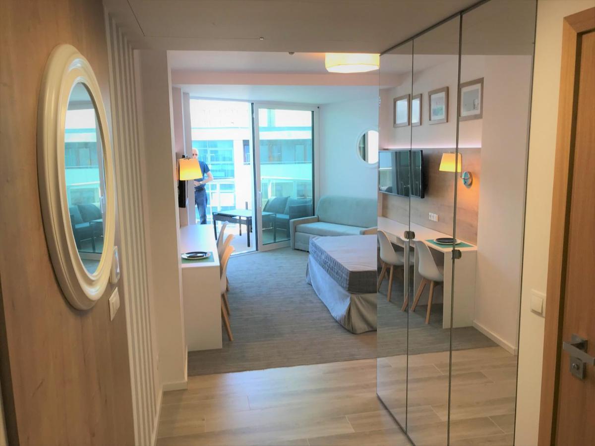 6 Pietro Seaside Apartment Kolobrzeg Ngoại thất bức ảnh